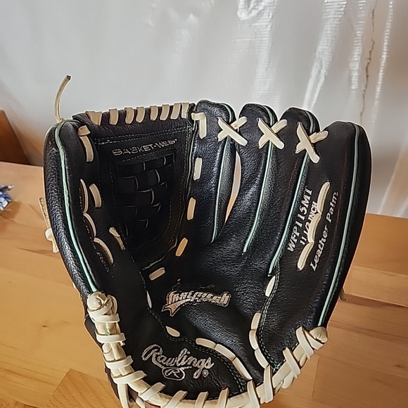 Rawlings Throw Glove Fastpitch Softball Leather Palm 11.5 Inch Right Hand - Picture 6 of 9